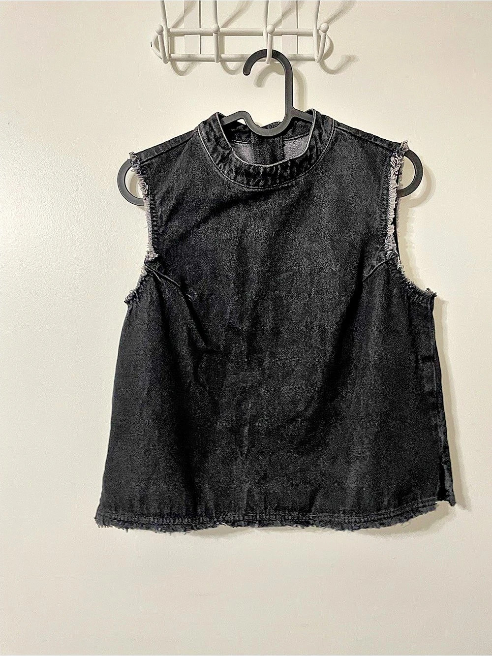 Gap 1969 Denim Sleeveless Mock Neck Crop Tank Black XS